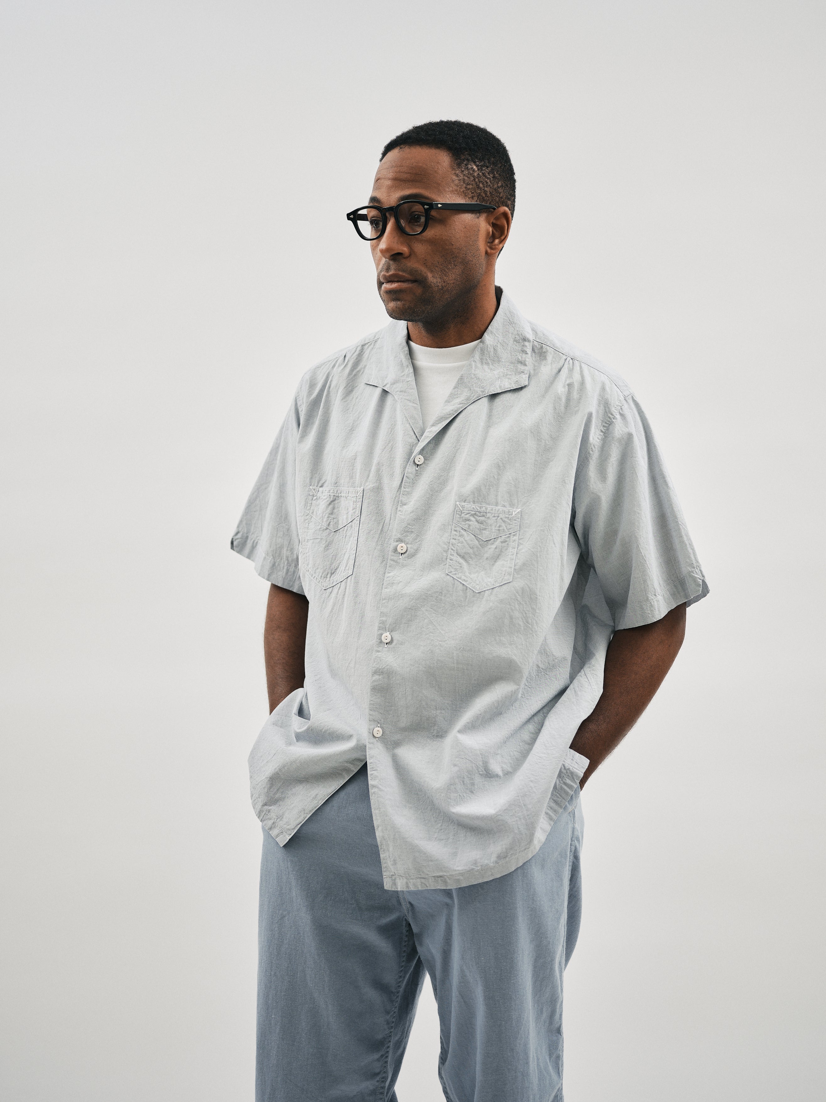 #3231-HBG Fever 2 S/S : high count broadcloth grey stripe