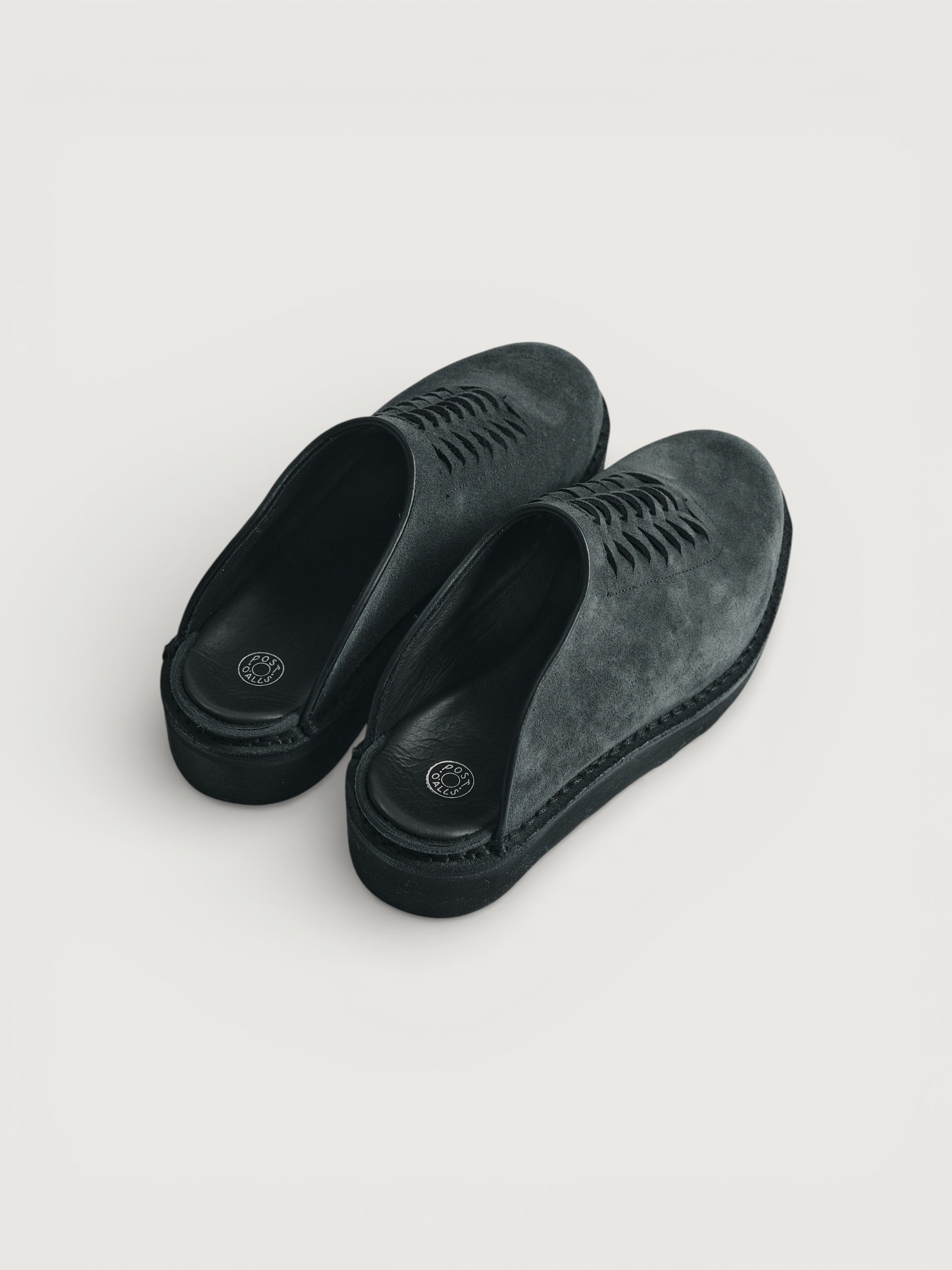 Vernacolo x Post O'Alls VELDINI : cow suede Nero
