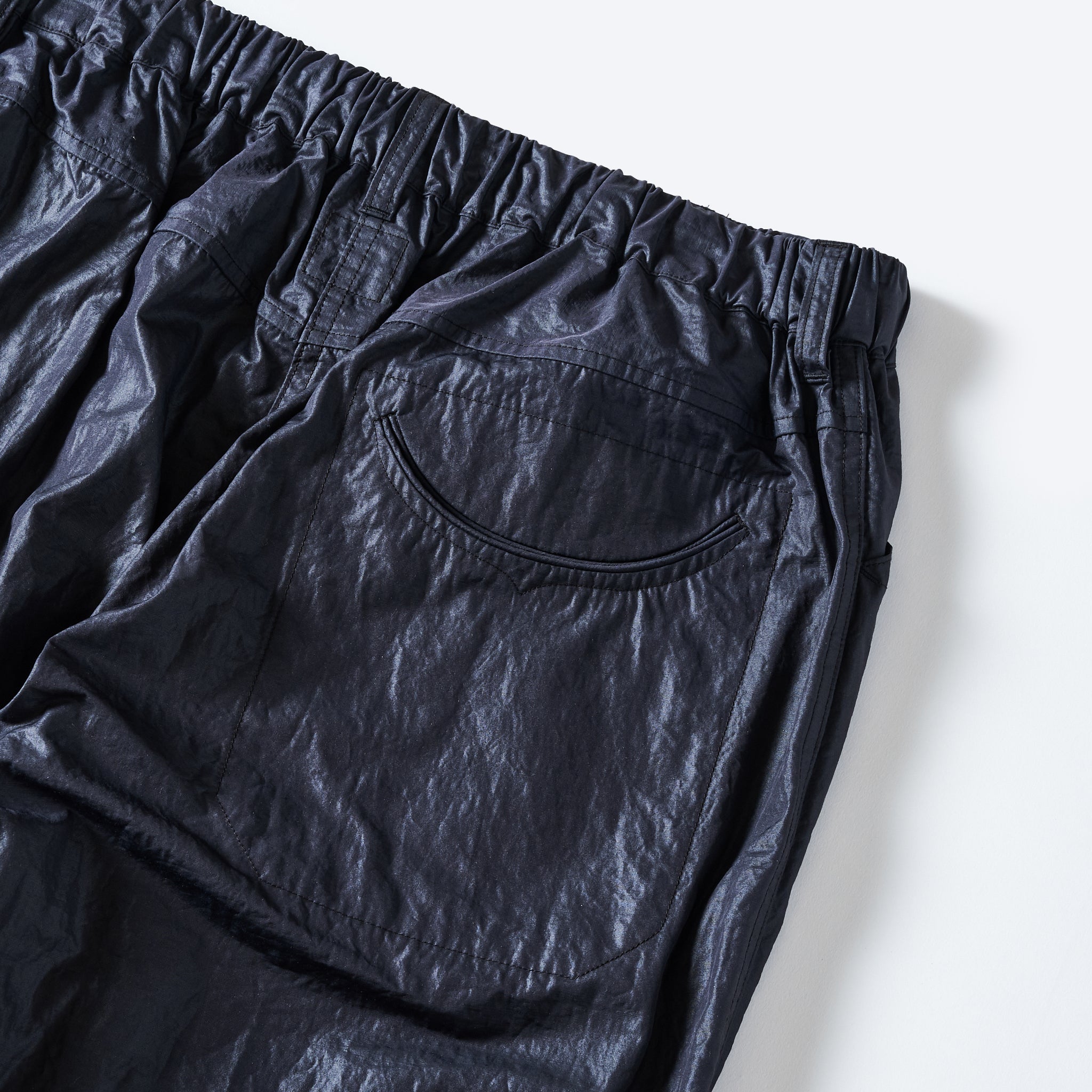 #3319-WTB EZ Chinois De Luxe : waxy taffeta black