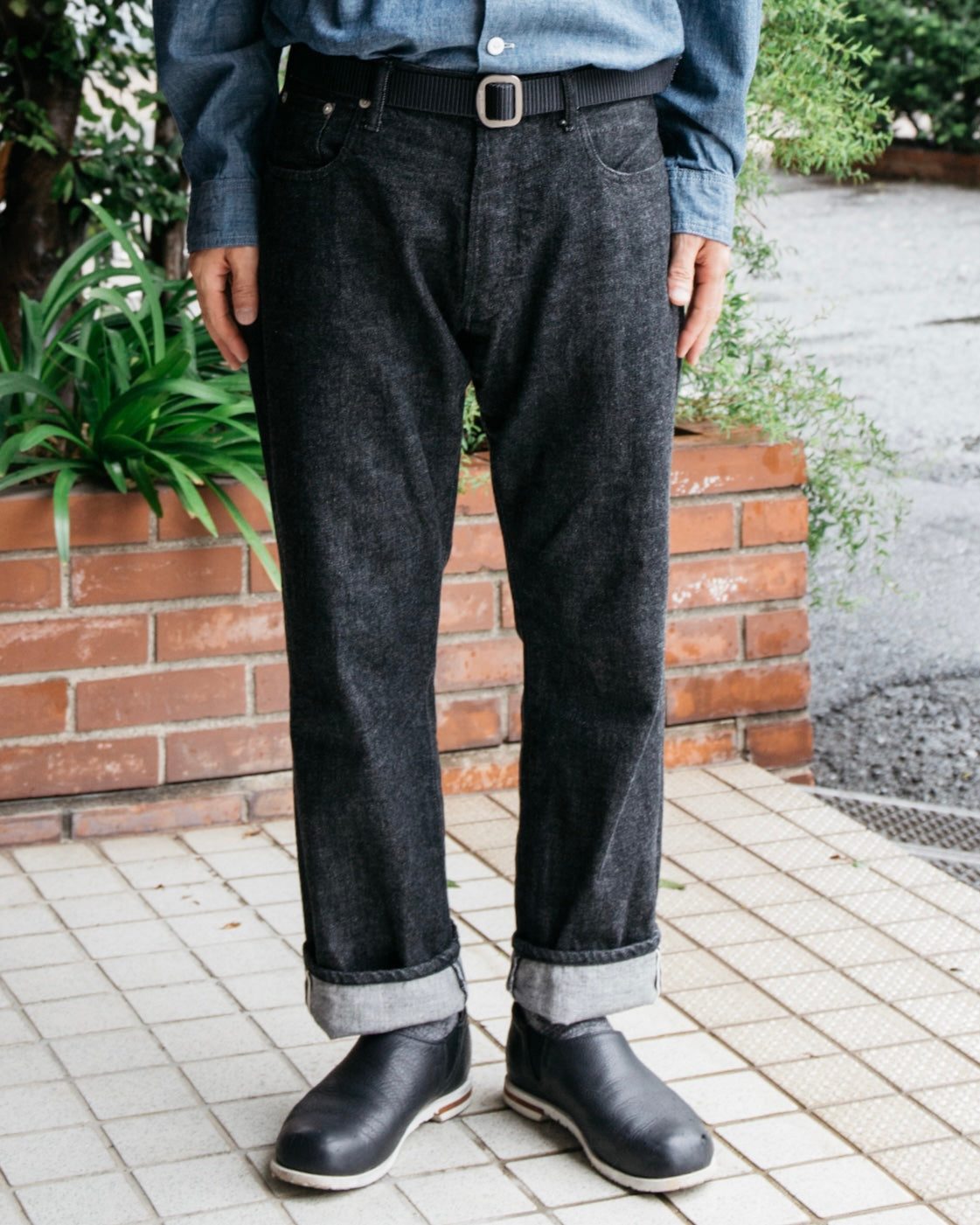 #3311-13DB No.9 Five Pocket : 13oz. Denim black