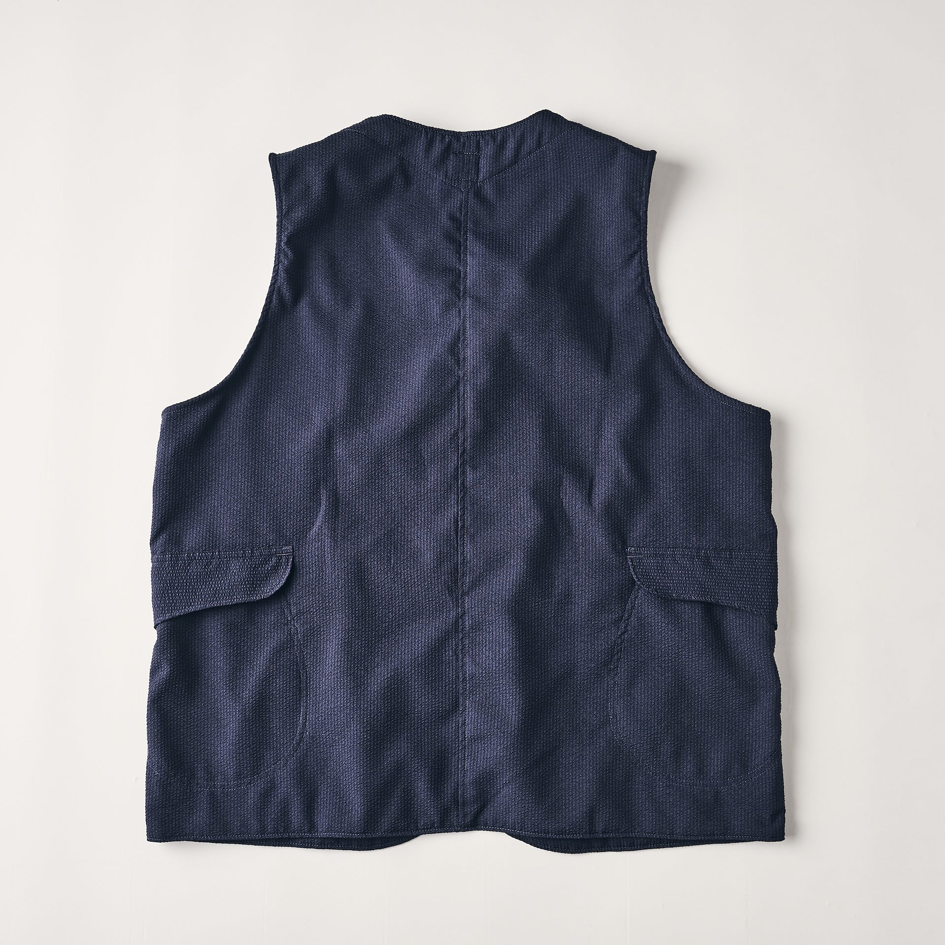 #1512-PSN Royal Traveler : poly seersucker navy