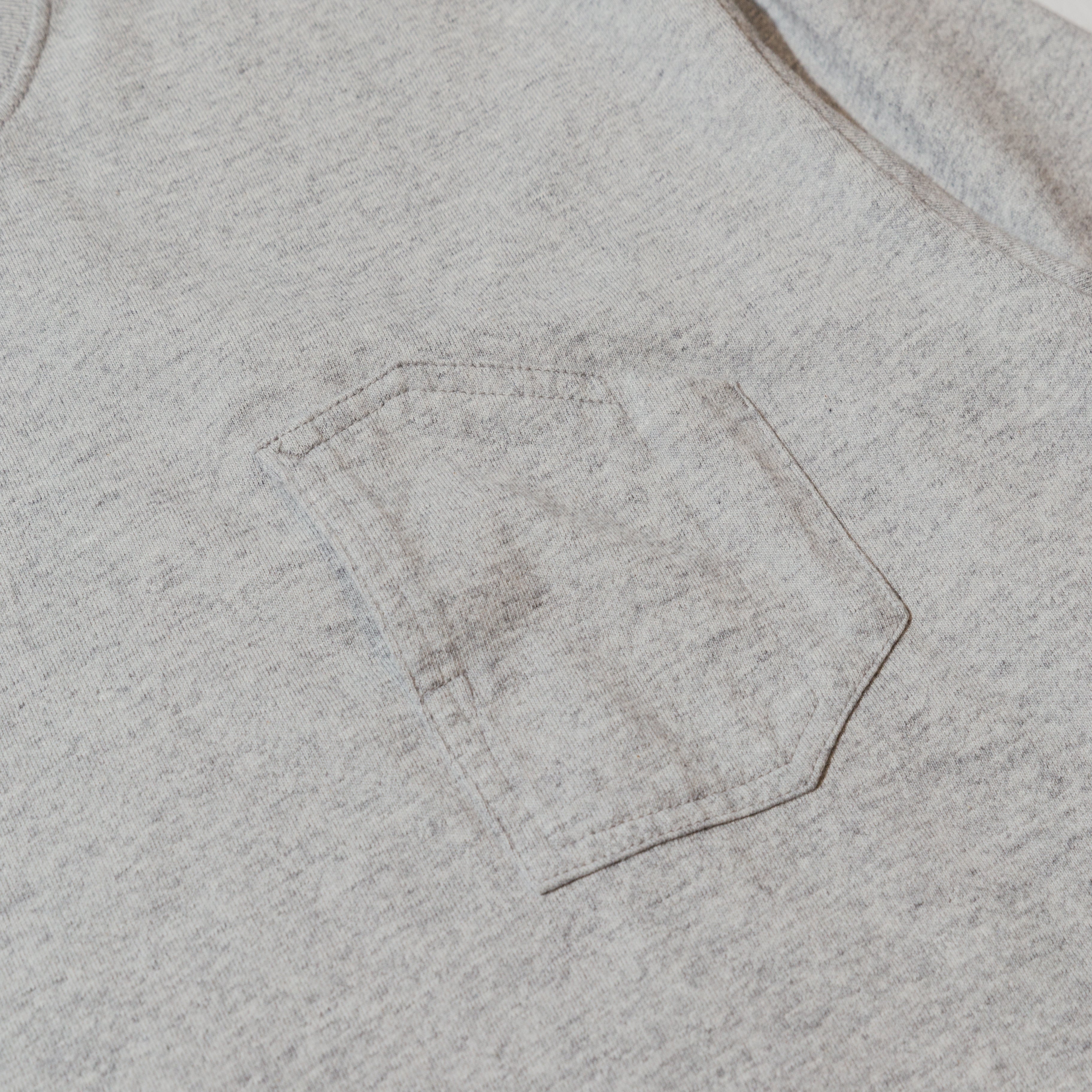 #3701 1102 Tee L/S 2 : 7 oz cotton jersey grey