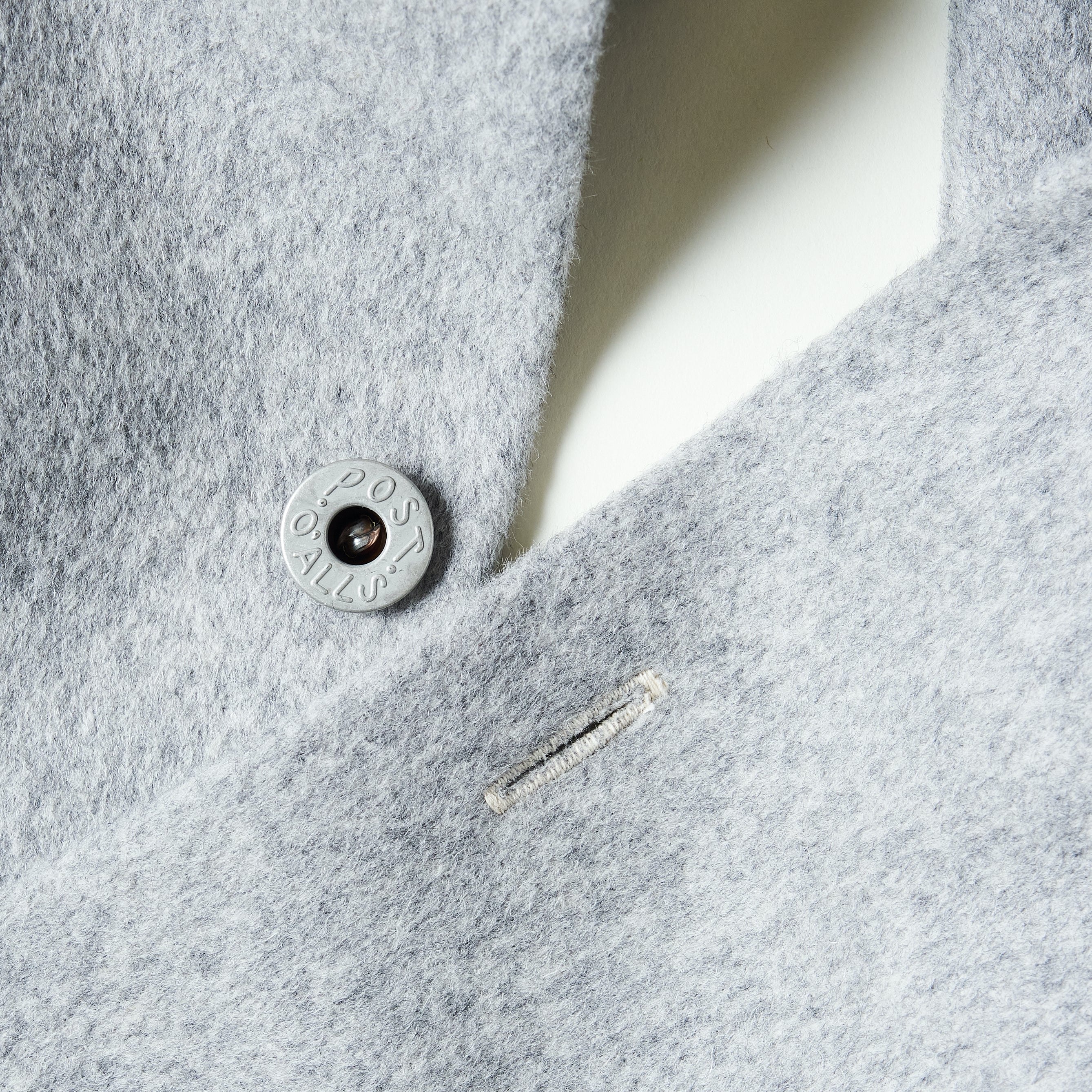 #3907-BM3 POS-TOLE : beaver melton light gray