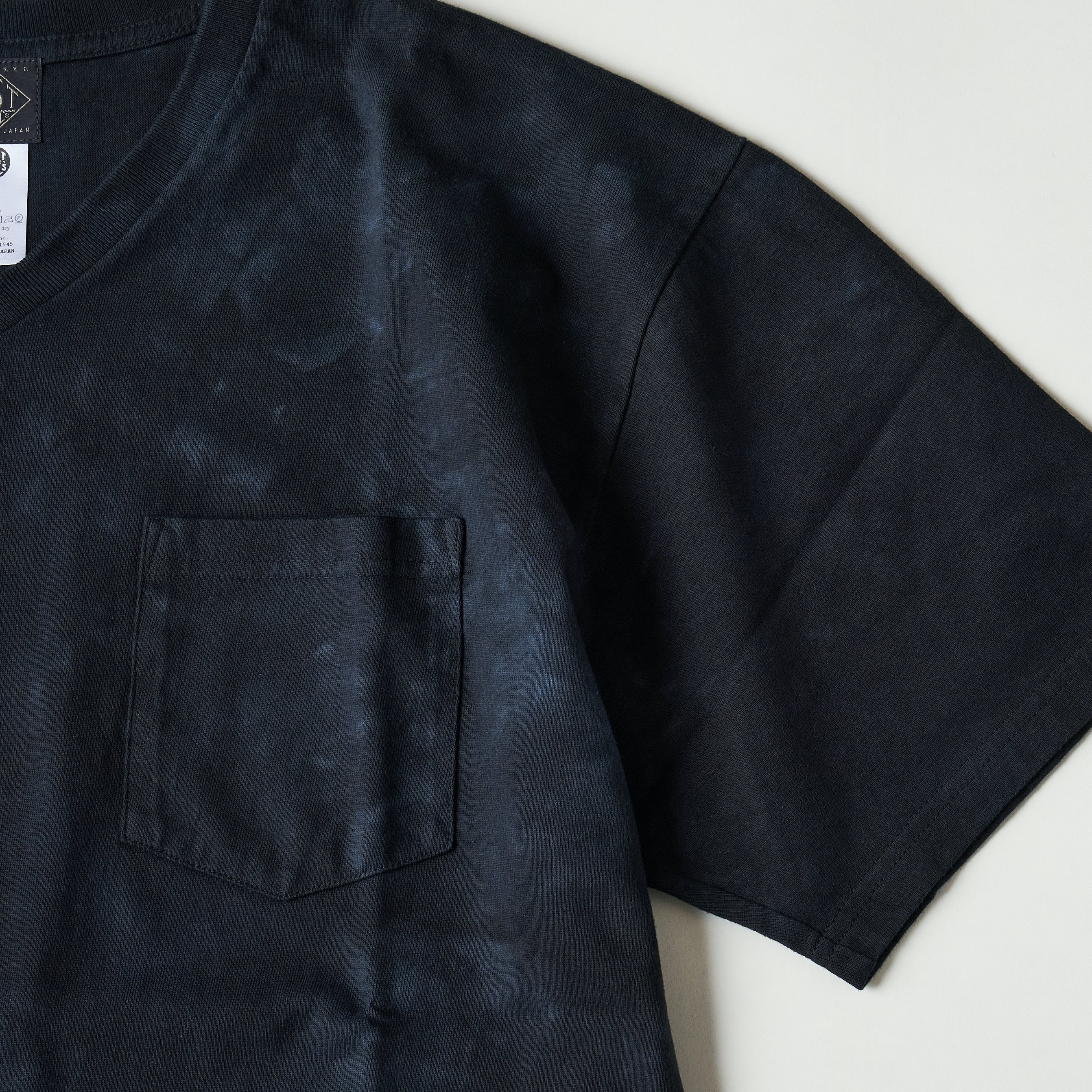 #3615 V Pocket Tee HJT1 : heavyweight jersey dk navy x grey tie dye