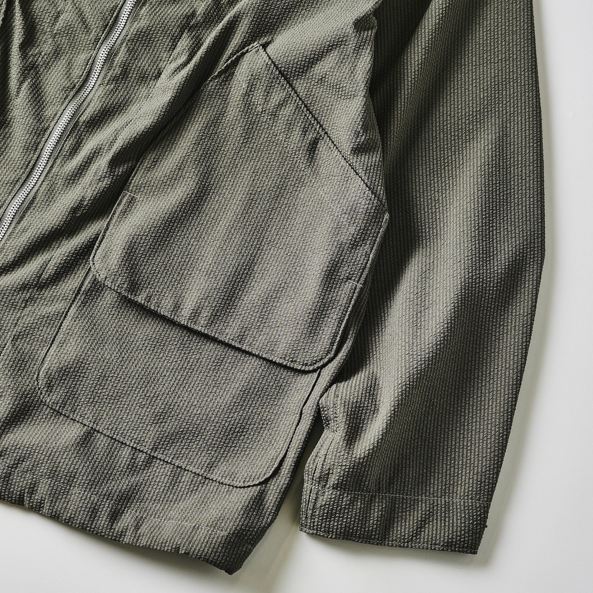 #3115-PSO DEE V : poly seersucker olive