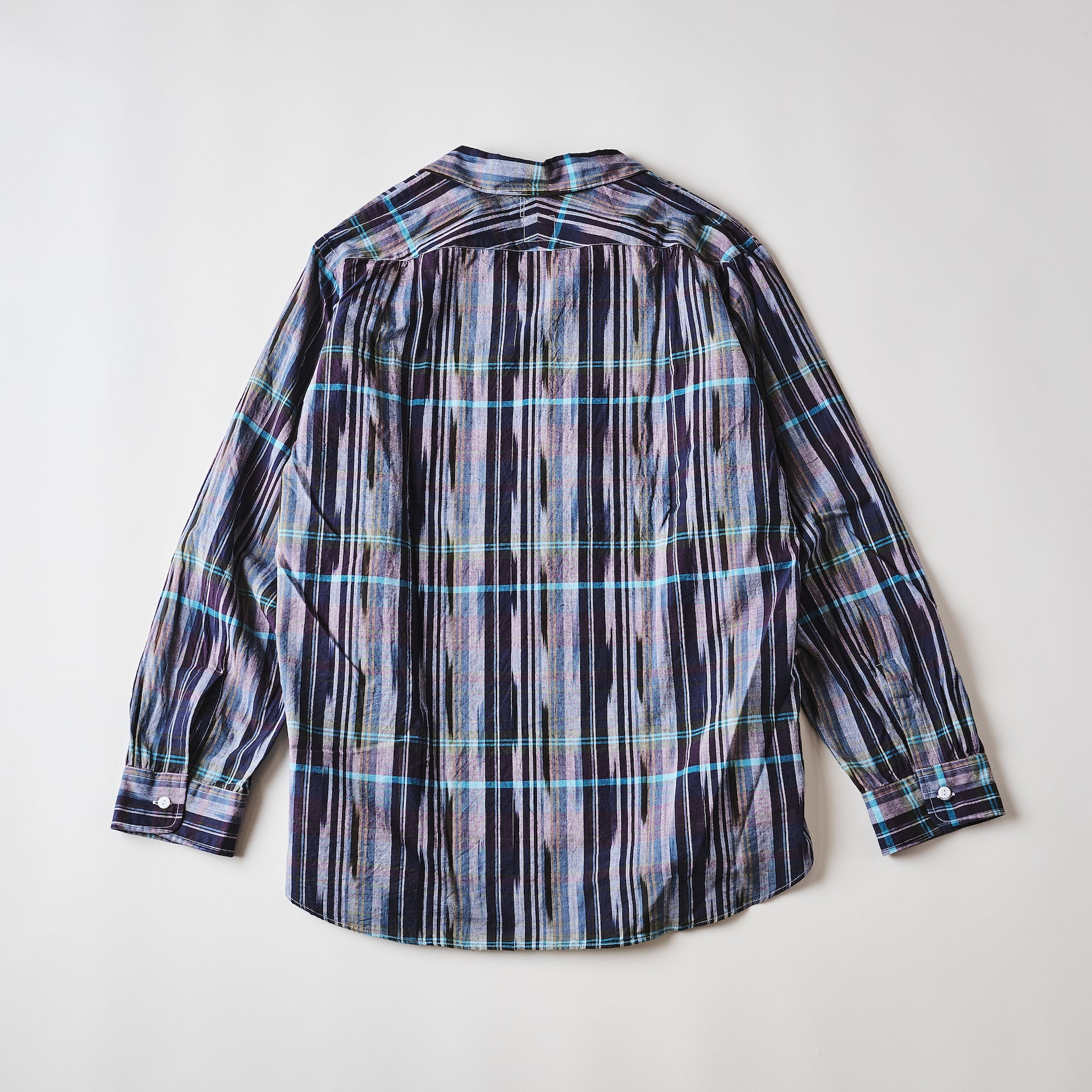 #3211-IMN NEUTRA 3 : ikat madras navy