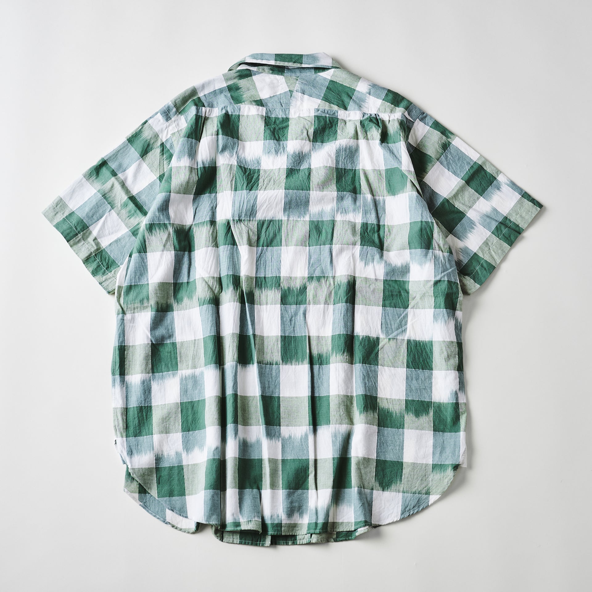 #3211S-ICG NEUTRA 3 S/S : ikat check green