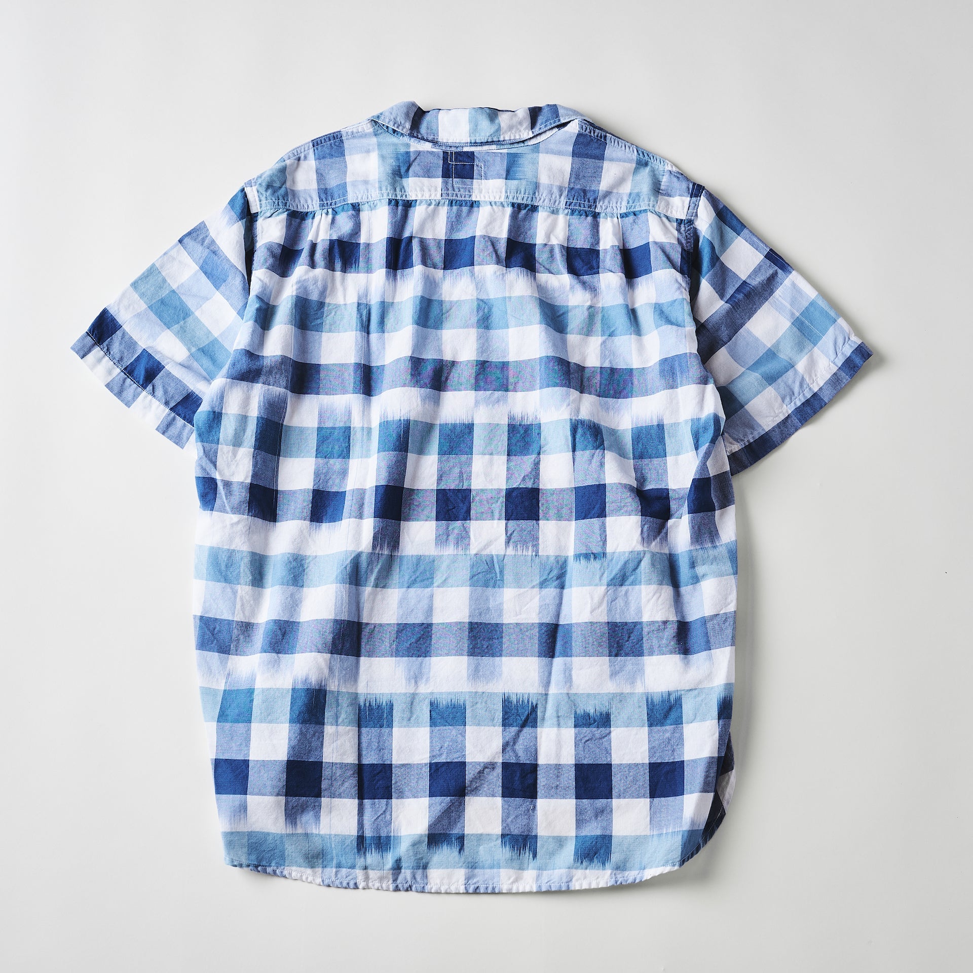 #3213S-ICB NAVY CUT S/S : ikat check blue