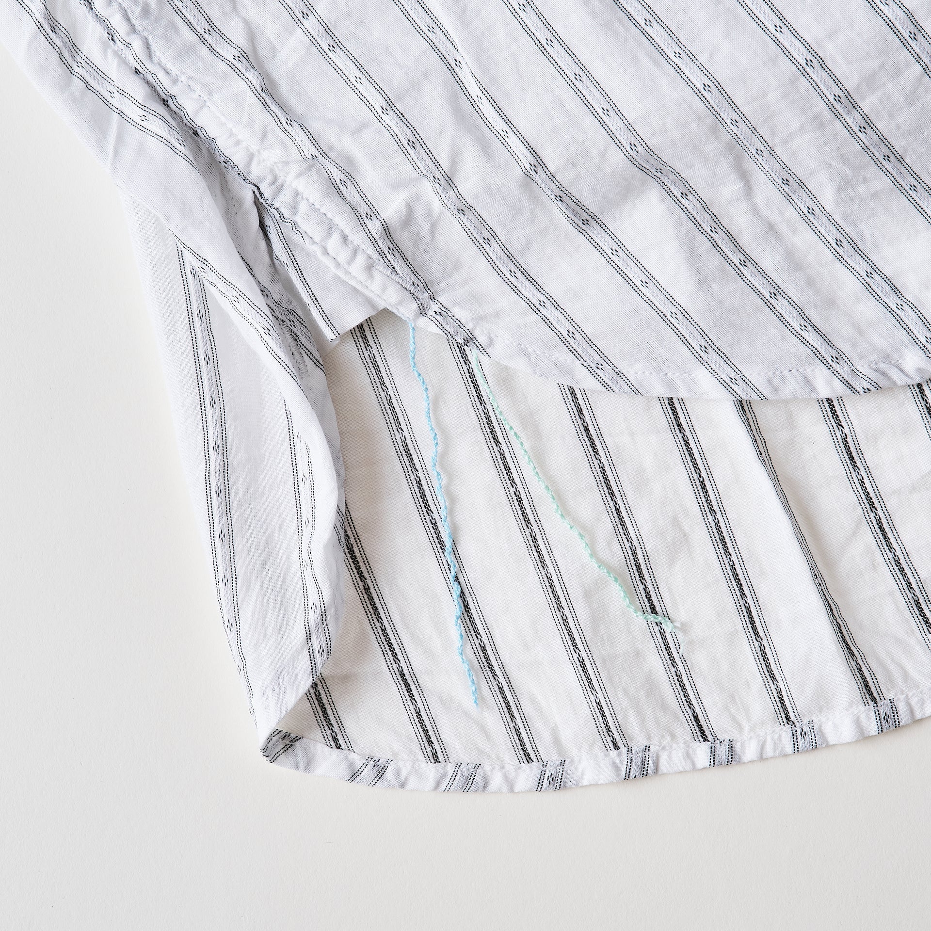 #3217-DSW St.Louis : dobby stripe white