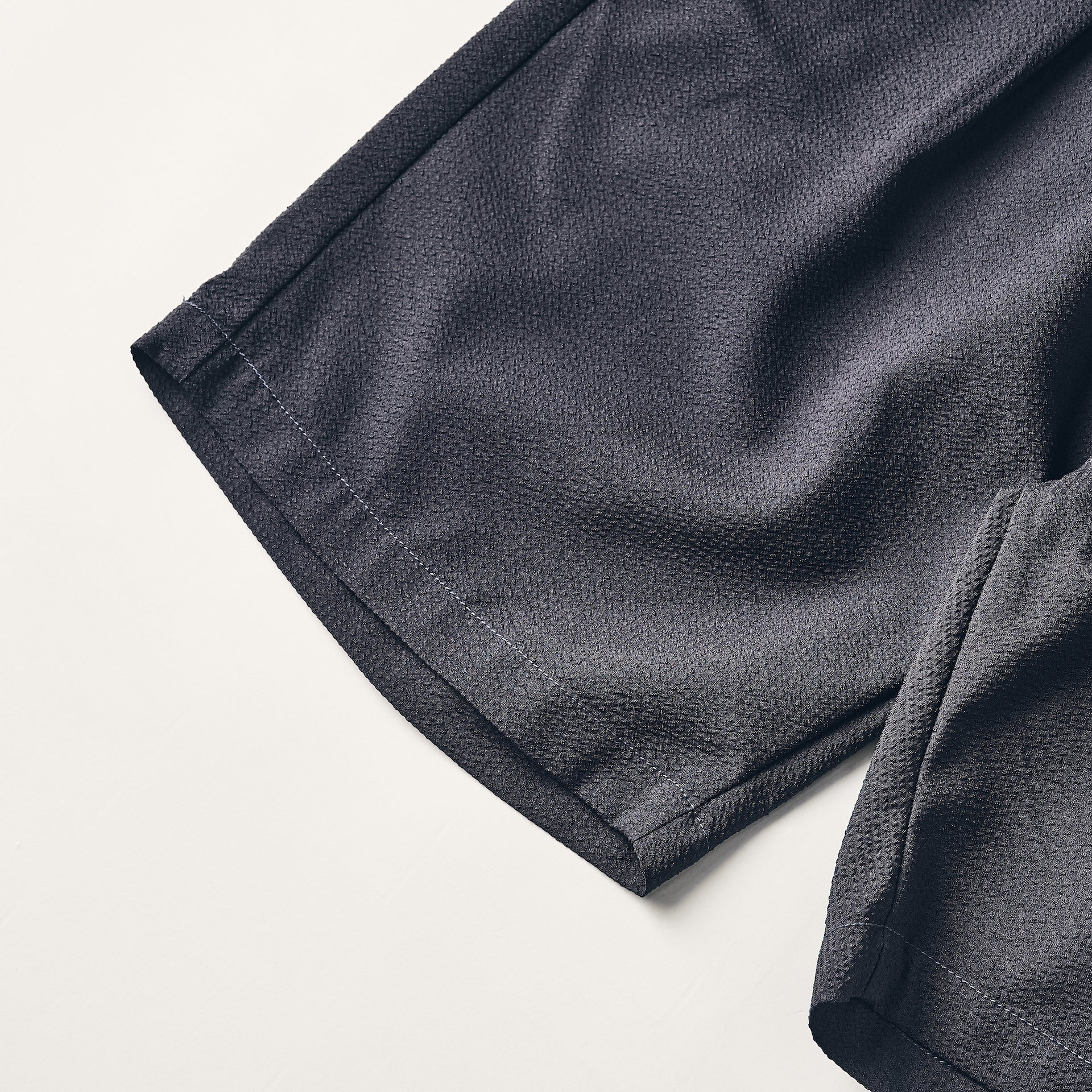 #3315S-PSB E-Z Lax 4 Shorts : poly seersucker black