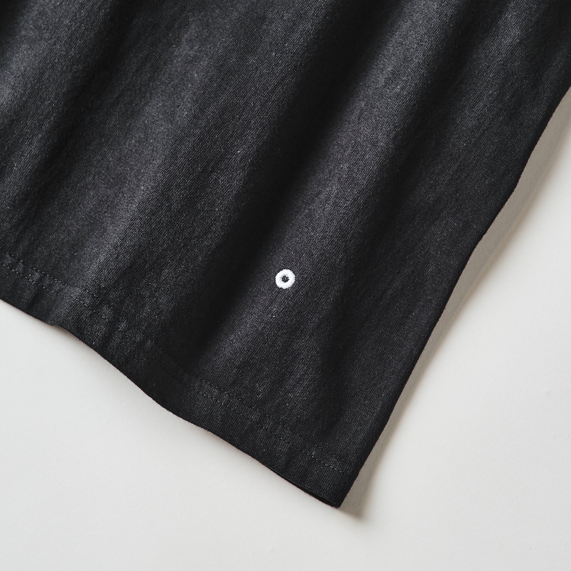 #3615-BLA V Pocket Tee : heavyweight jersey black