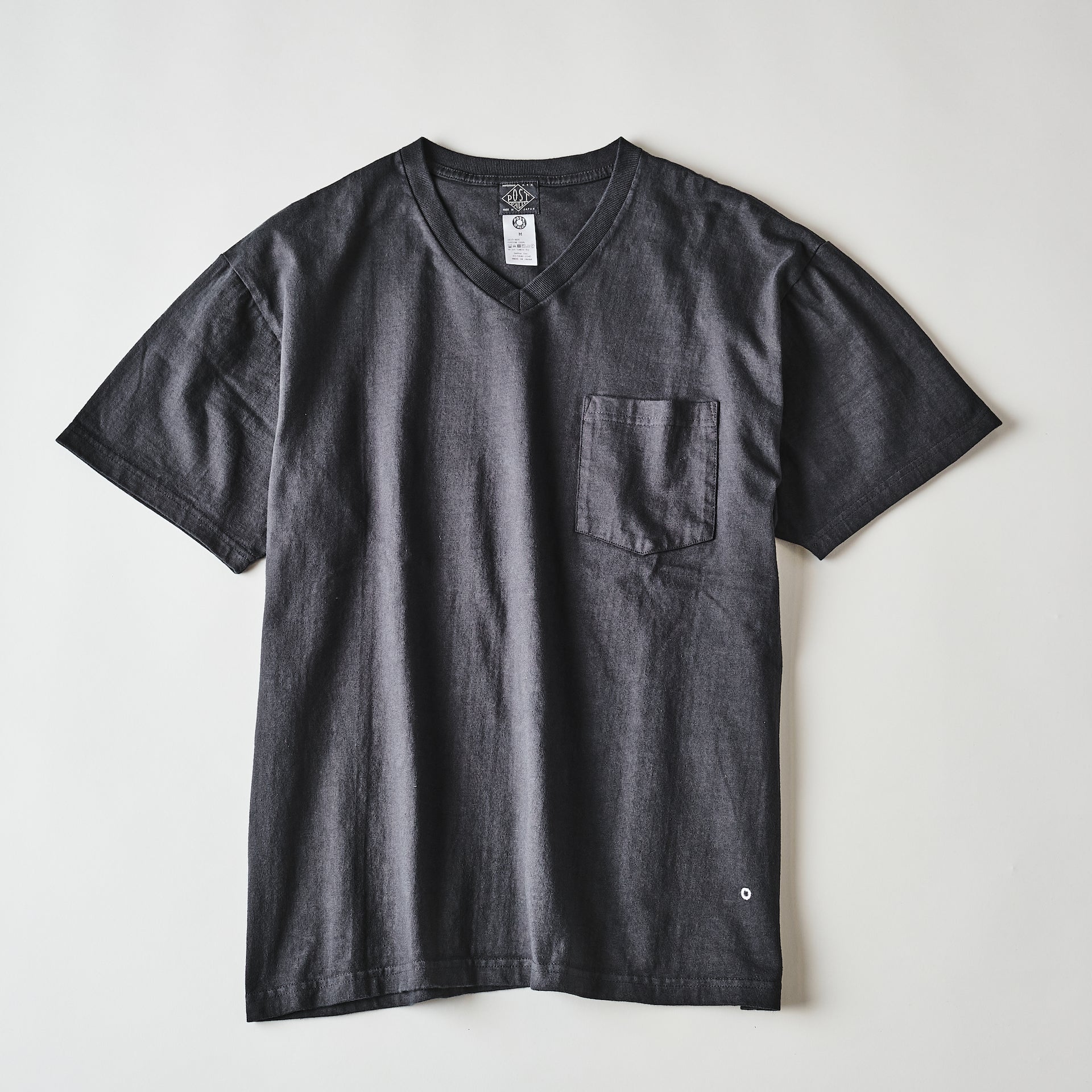 #3615-CHA V Pocket Tee : heavyweight jersey charcoal
