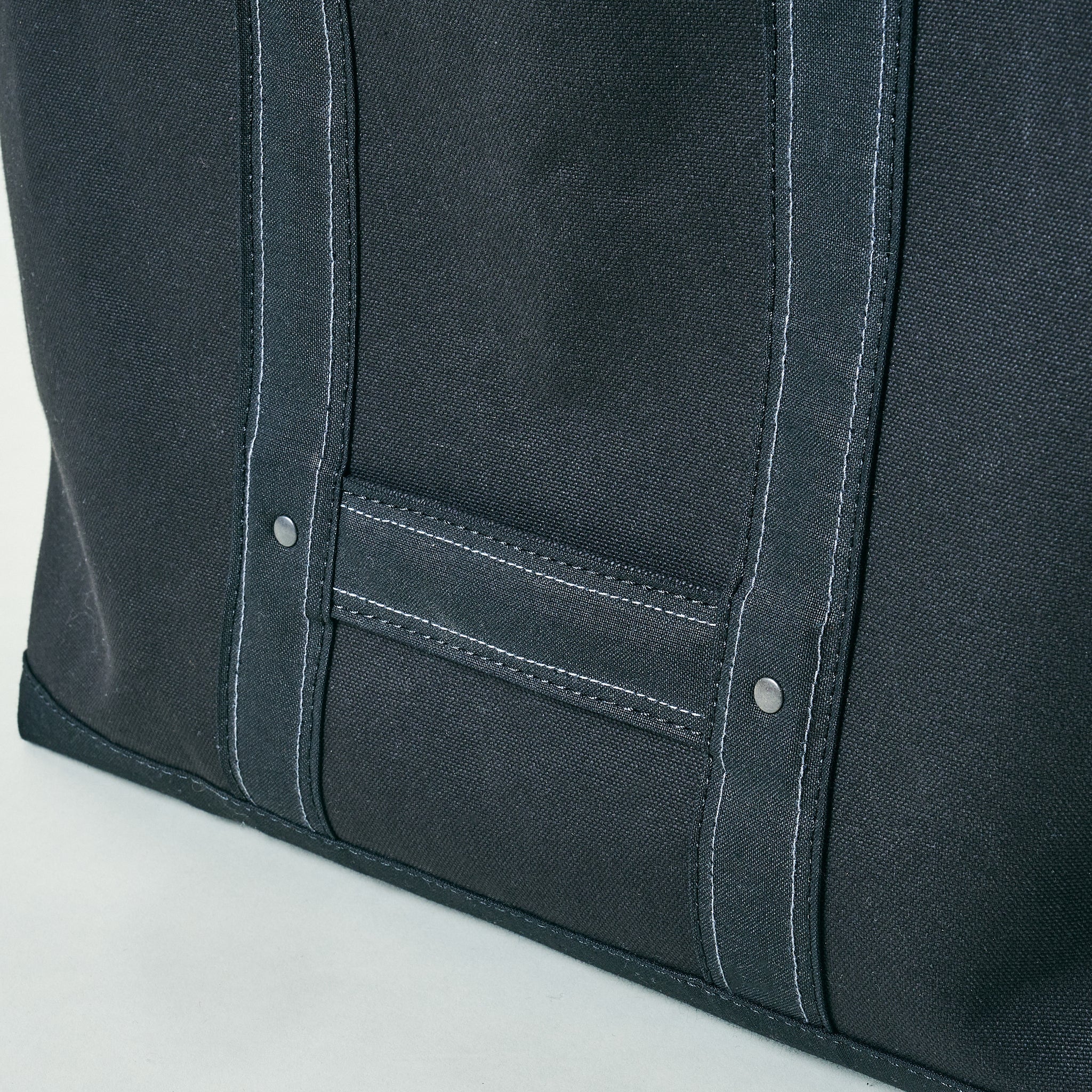 #4204-CB Bell Tote (L) : cotton canvas black