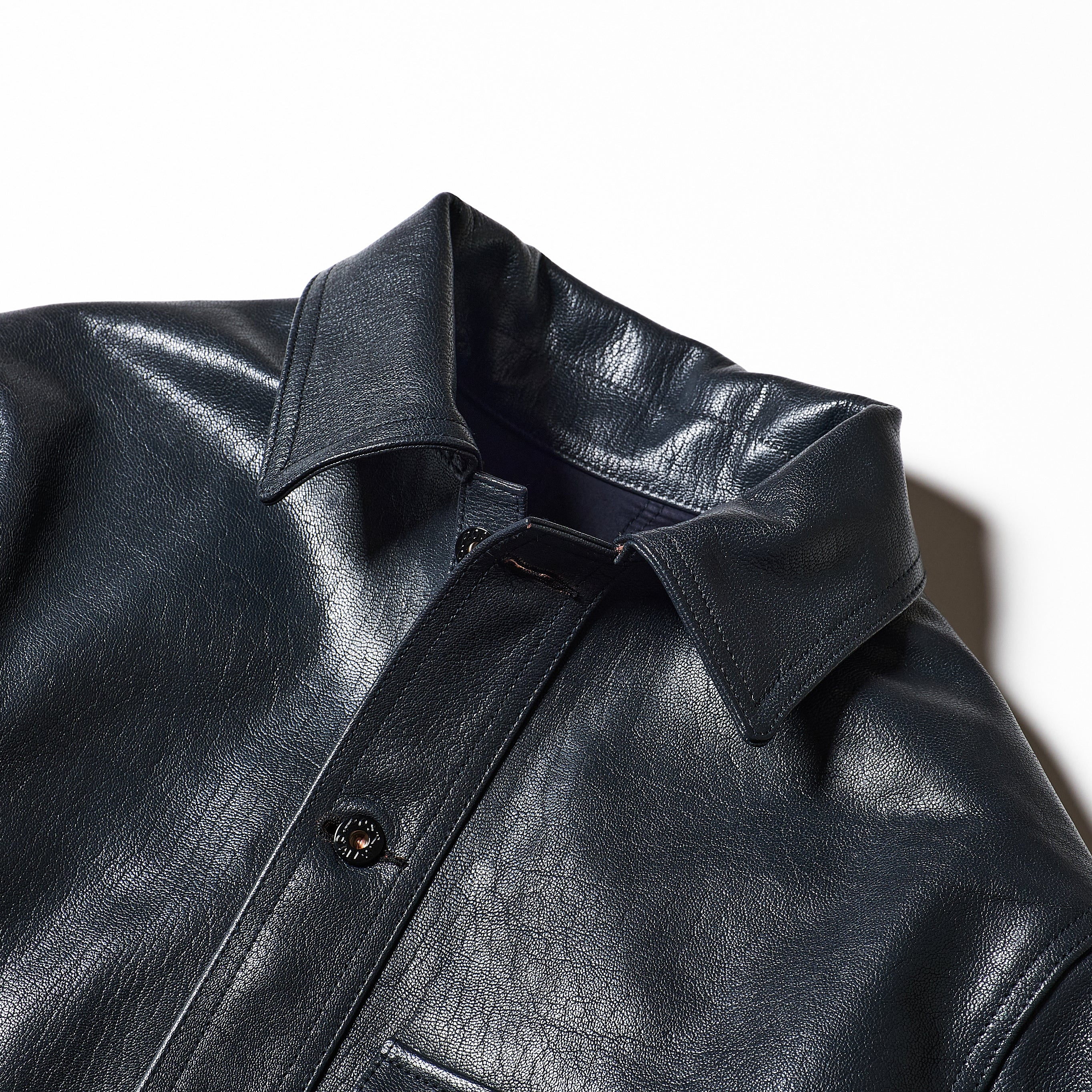#2132-G3 CRUZER 8 : premium goatskin navy 