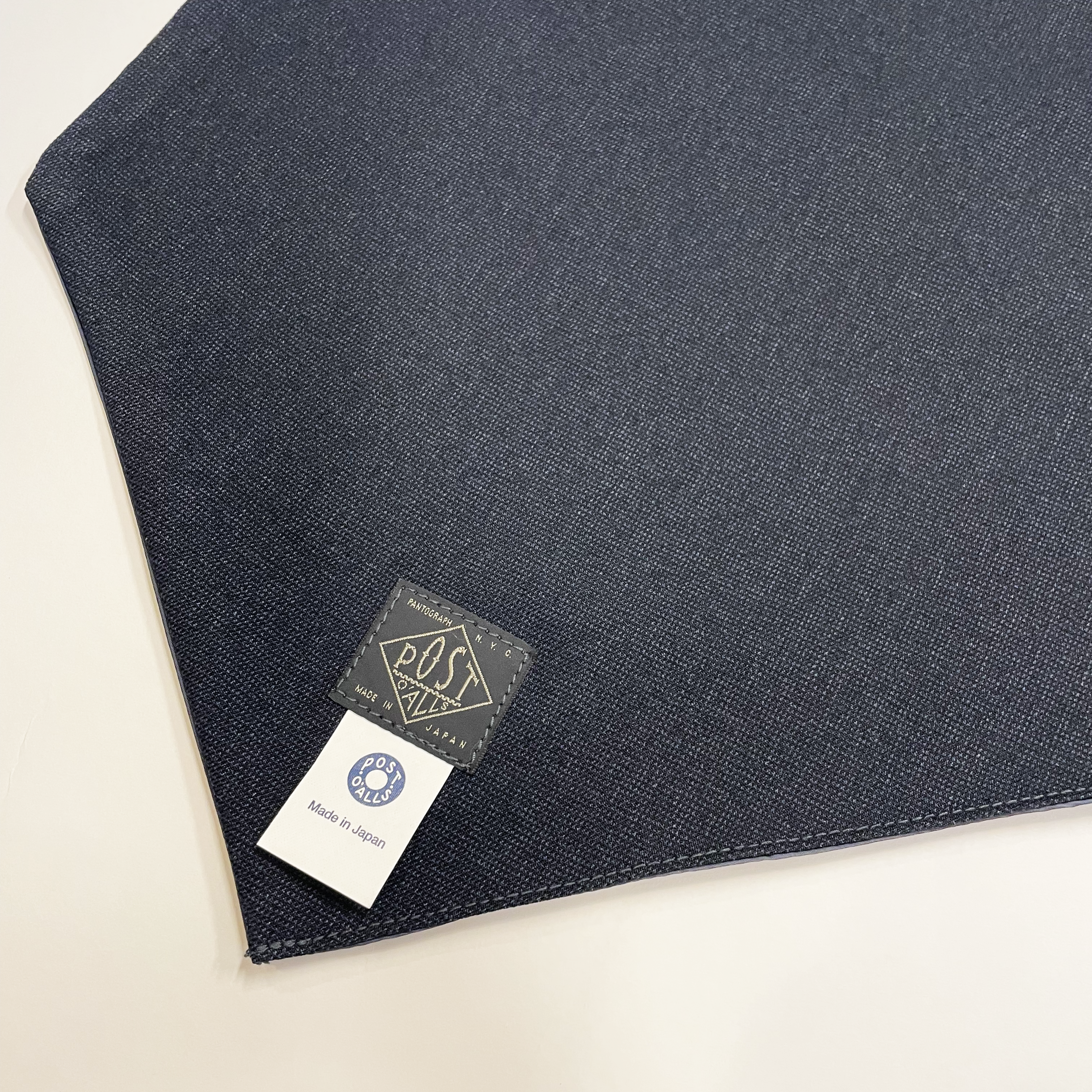 #3906 EZ Scarf PTW2 : poly tweed x poly taffeta navy x iridescent navy