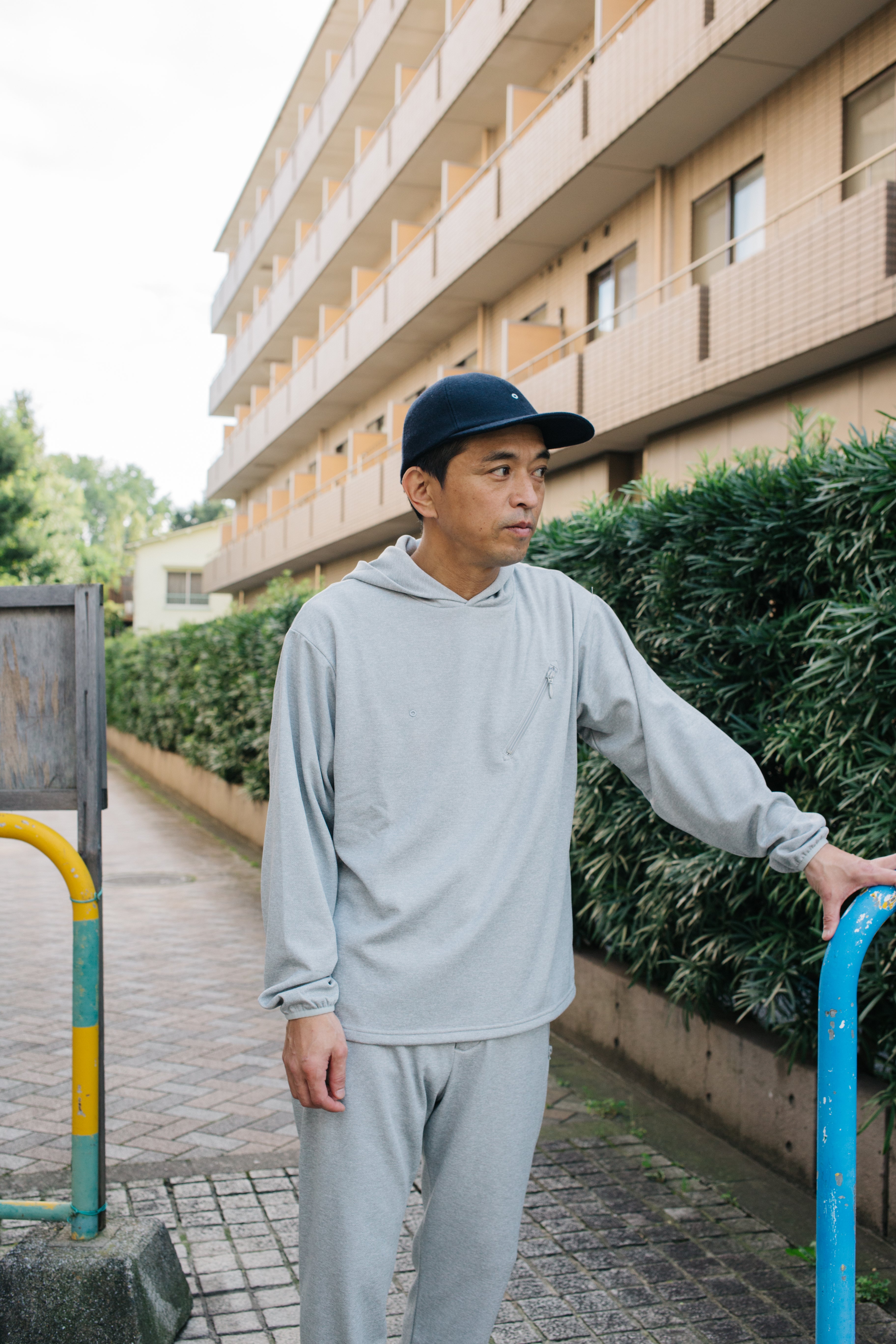 #3613 EZ Hoodie LLC 2 J2 : poly jersey light ash