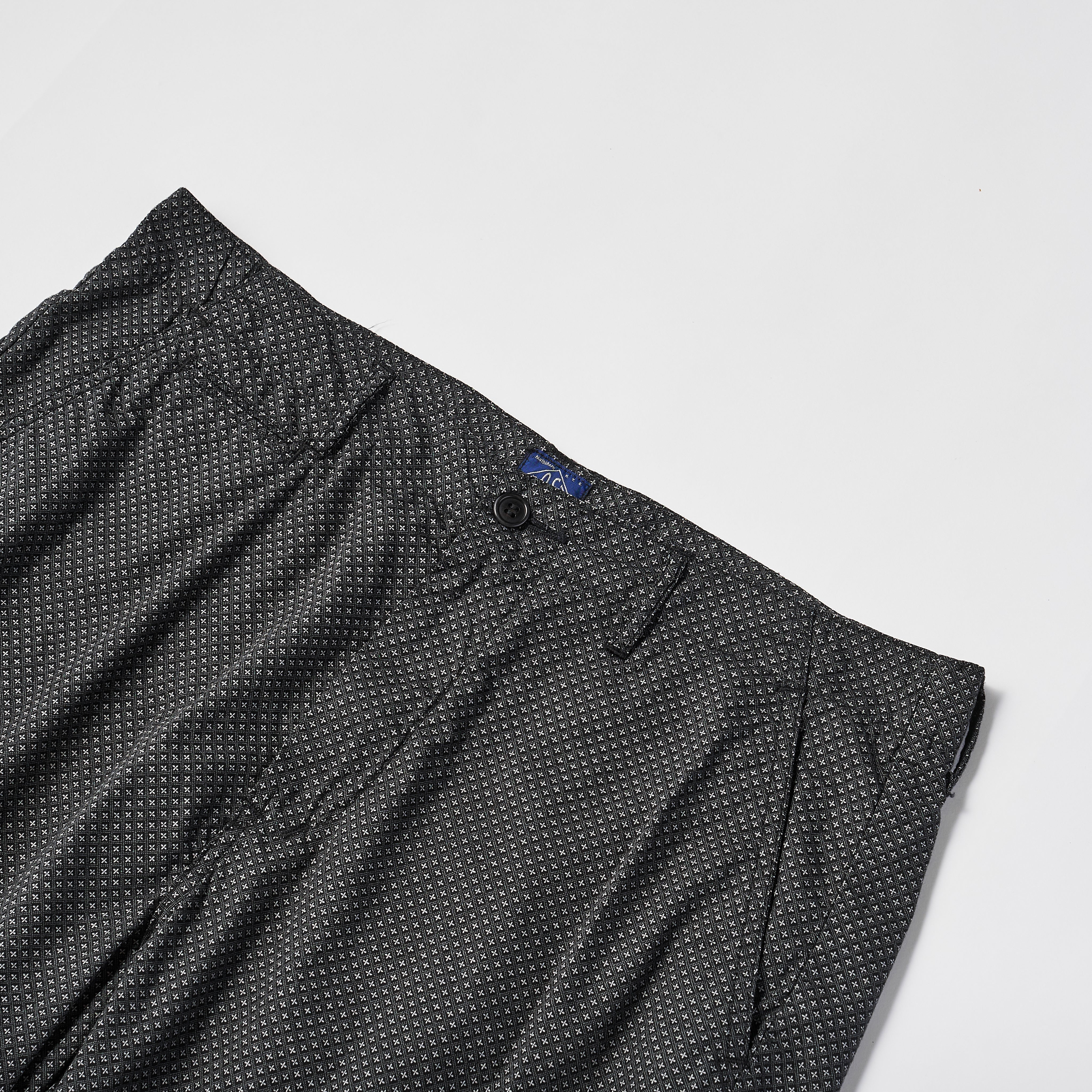#3303S-CP Citi-Cruz Chino Shorts : crest print grey