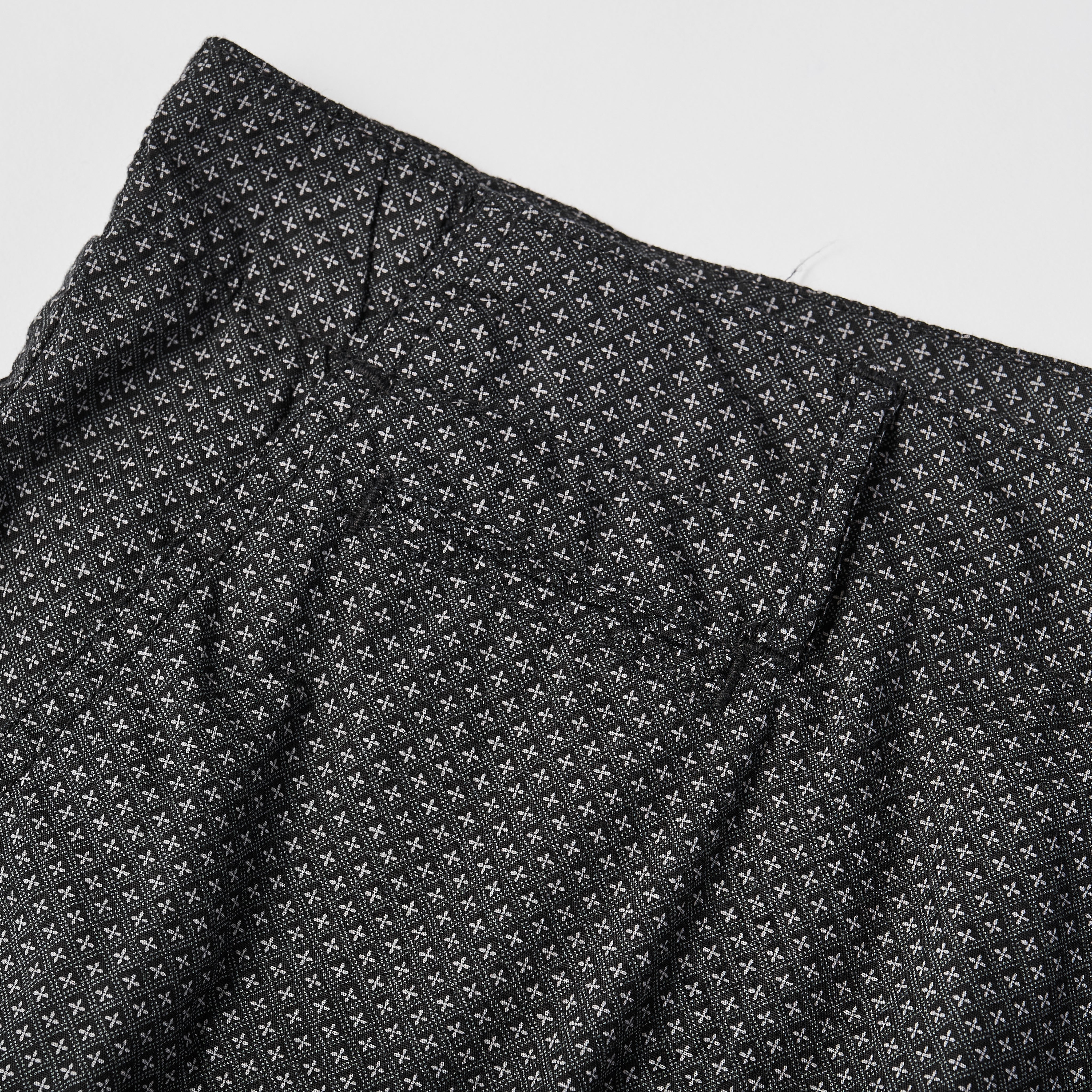 #3303S-CP Citi-Cruz Chino Shorts : crest print grey
