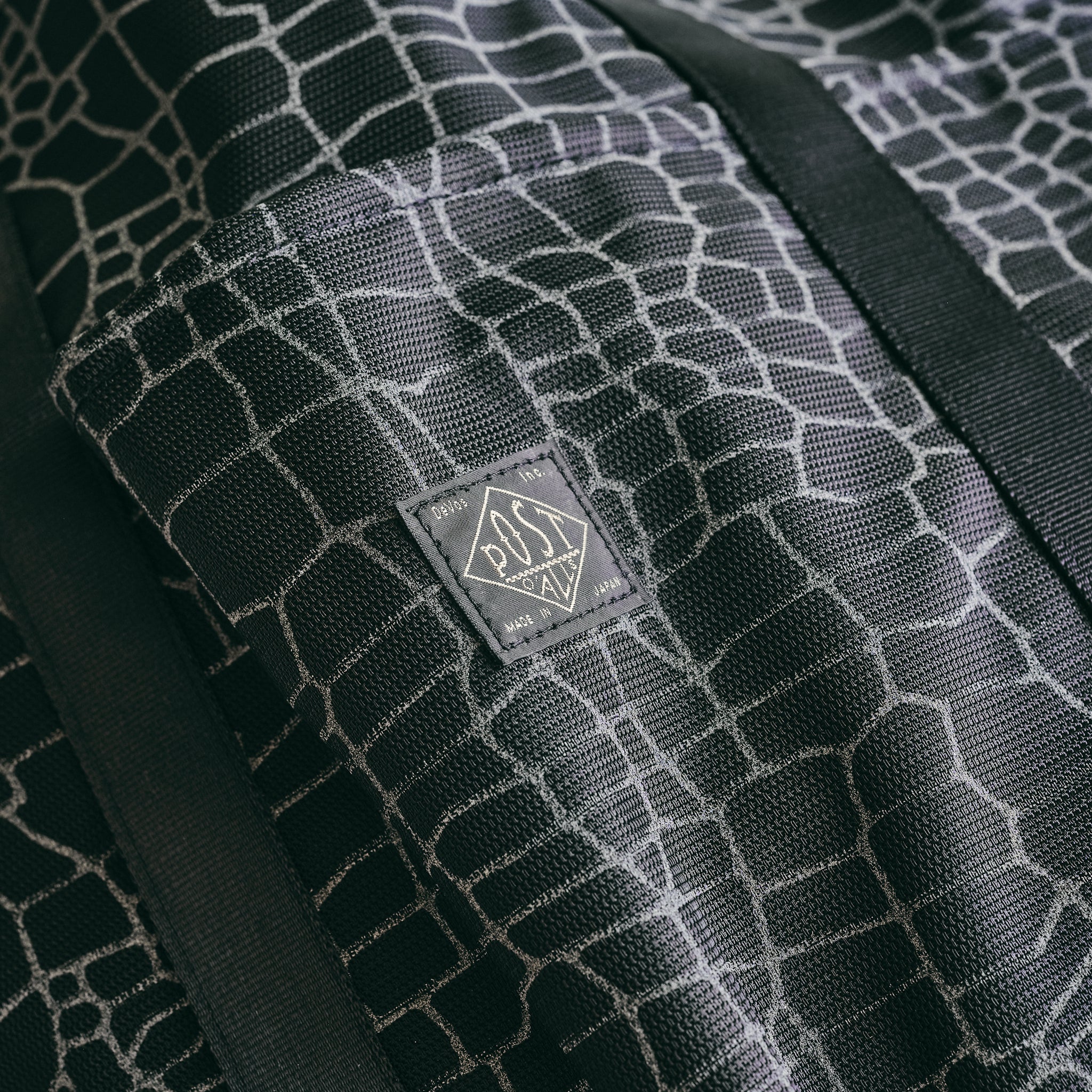#4202-SW POS-Tote 2 : Spider Web black