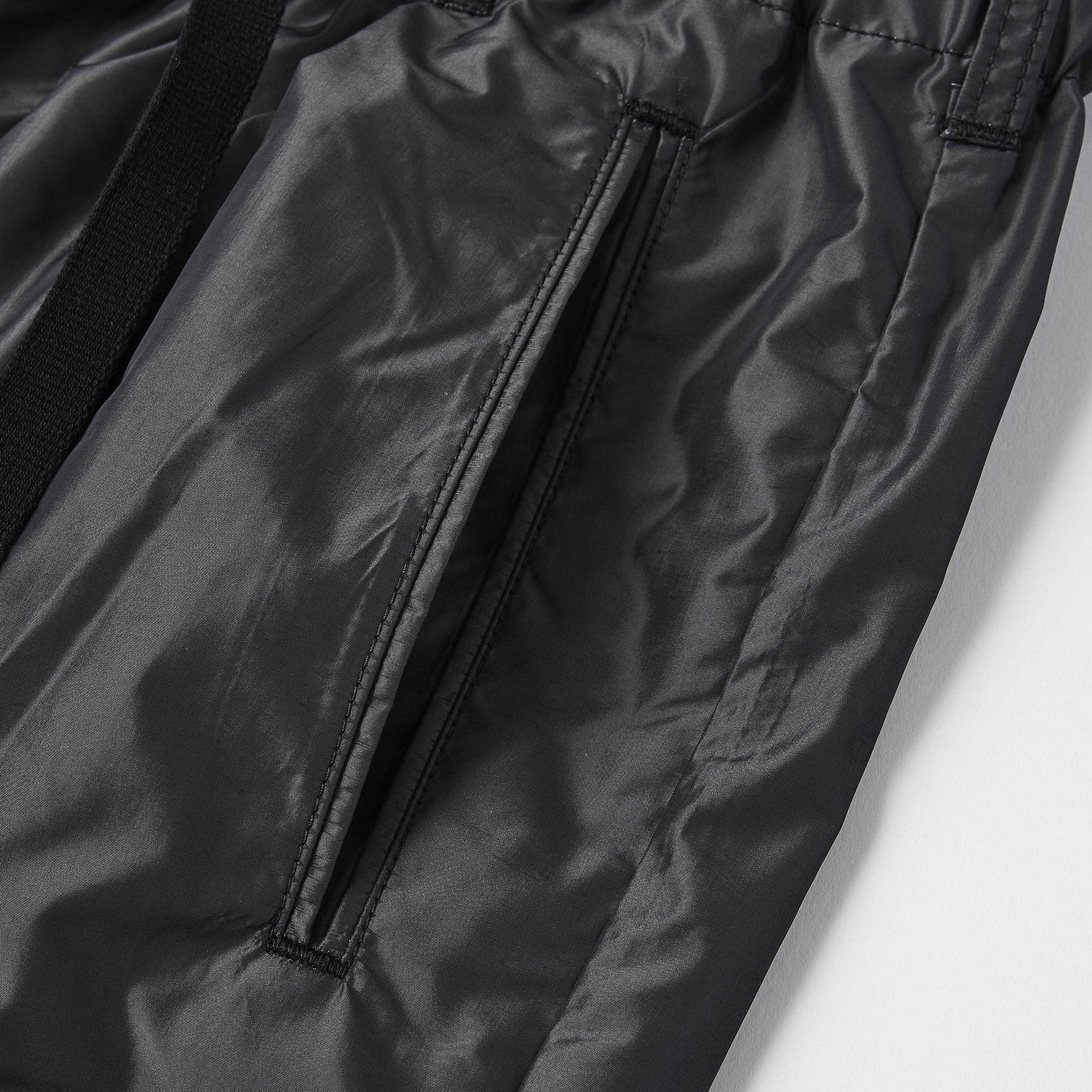 #3304 - NP1 / E-Z Lax : N/P taffeta / grey iridescent